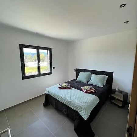 Neuf-ghisonaccia Centre, A 5min De La Appartement *