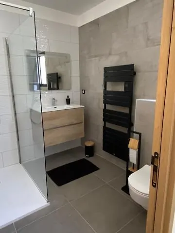Appartement Neuf-ghisonaccia Centre, A 5min De La