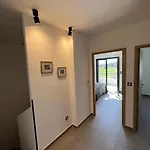 Neuf-ghisonaccia Centre, A 5min De La