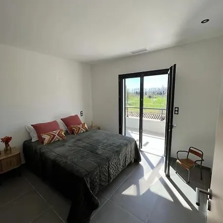 Neuf-ghisonaccia Centre, A 5min De La Ghisonaccia