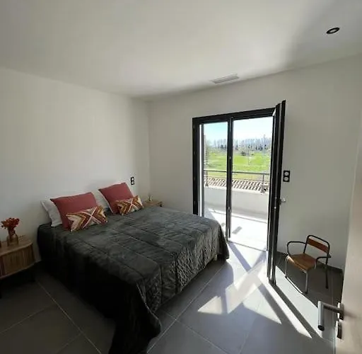 Neuf-ghisonaccia Centre, A 5min De La Гизоначча