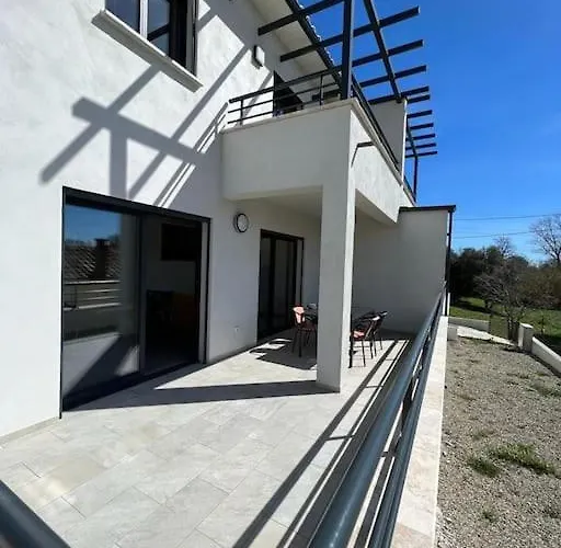 Neuf-ghisonaccia Centre, A 5min De La Гизоначча